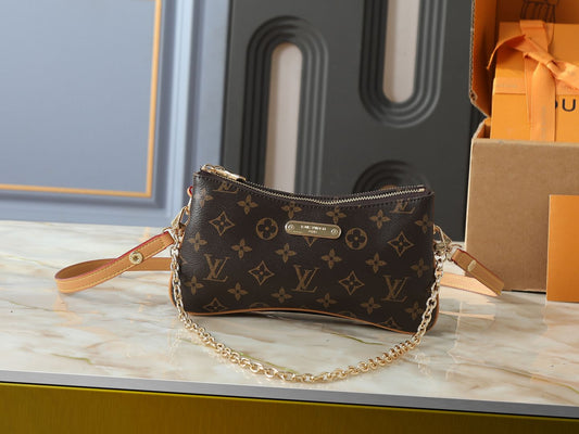 Pochette Liv